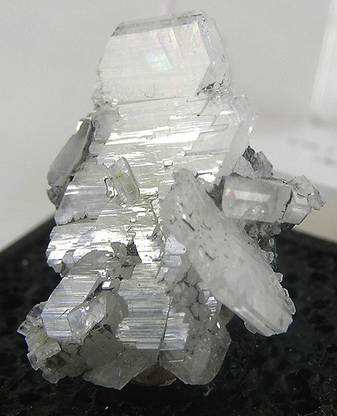 albite