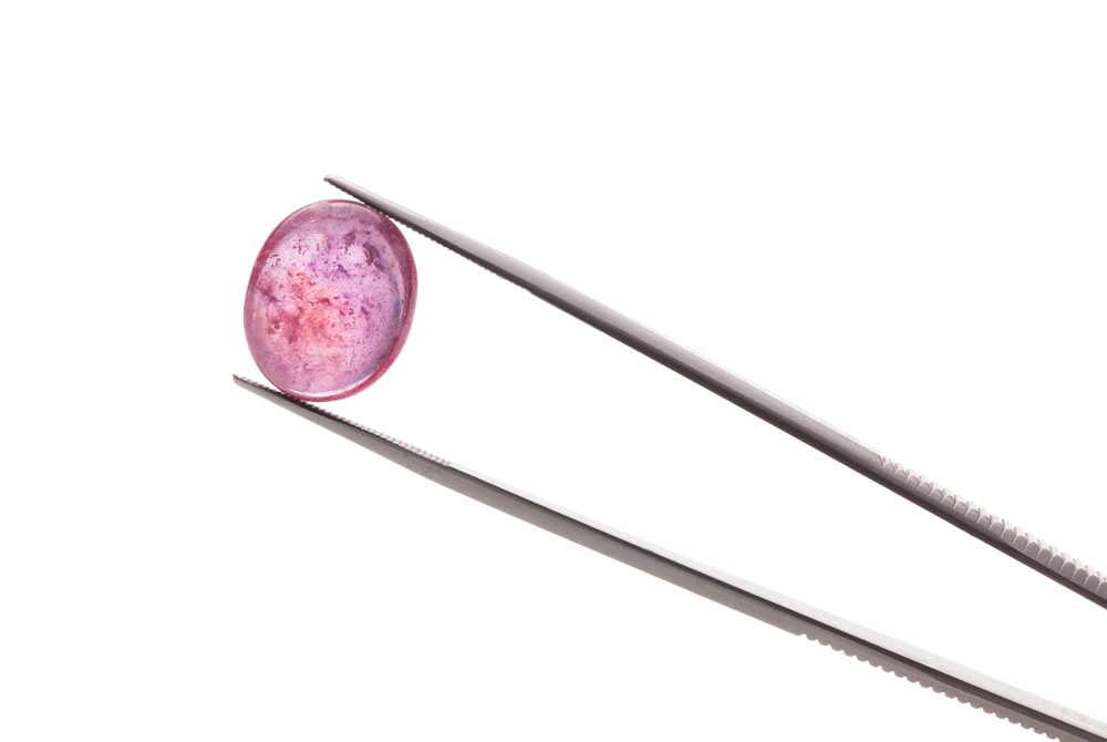 Zaffiro rosa cabochon