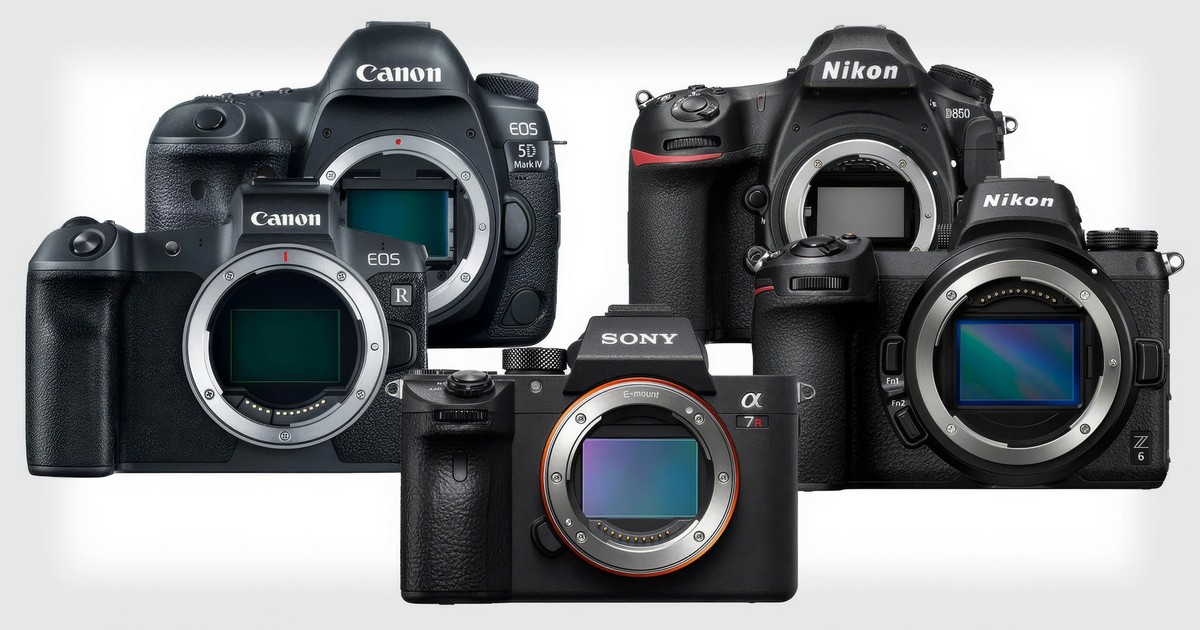 Esempio di macchine fotografiche mirrorless con sensori full frame e APSC