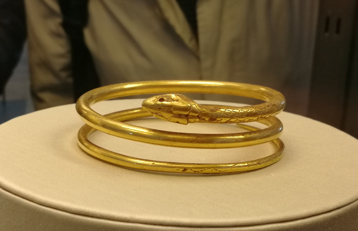 Oro-fermato-eboli-mostra-museo-archeologico-003